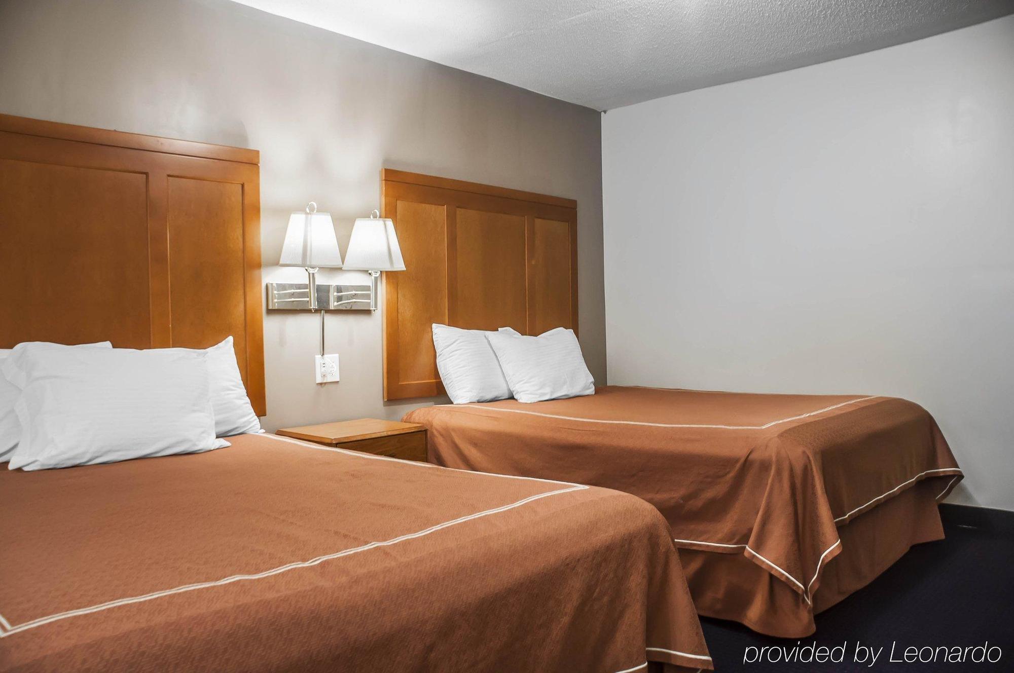 Castle Inn&suites Motel Niagara Falls