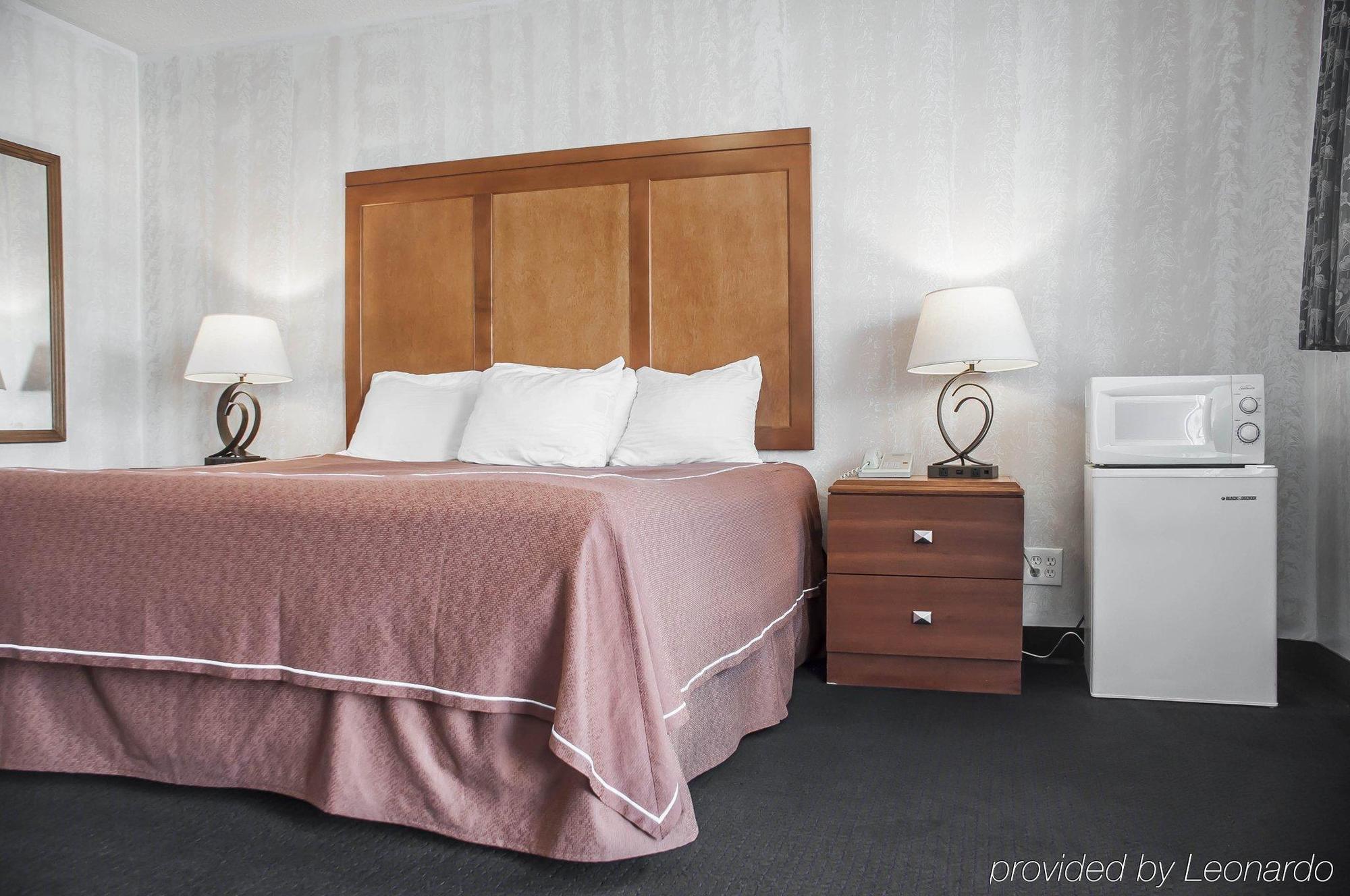 Castle Inn&suites 2*