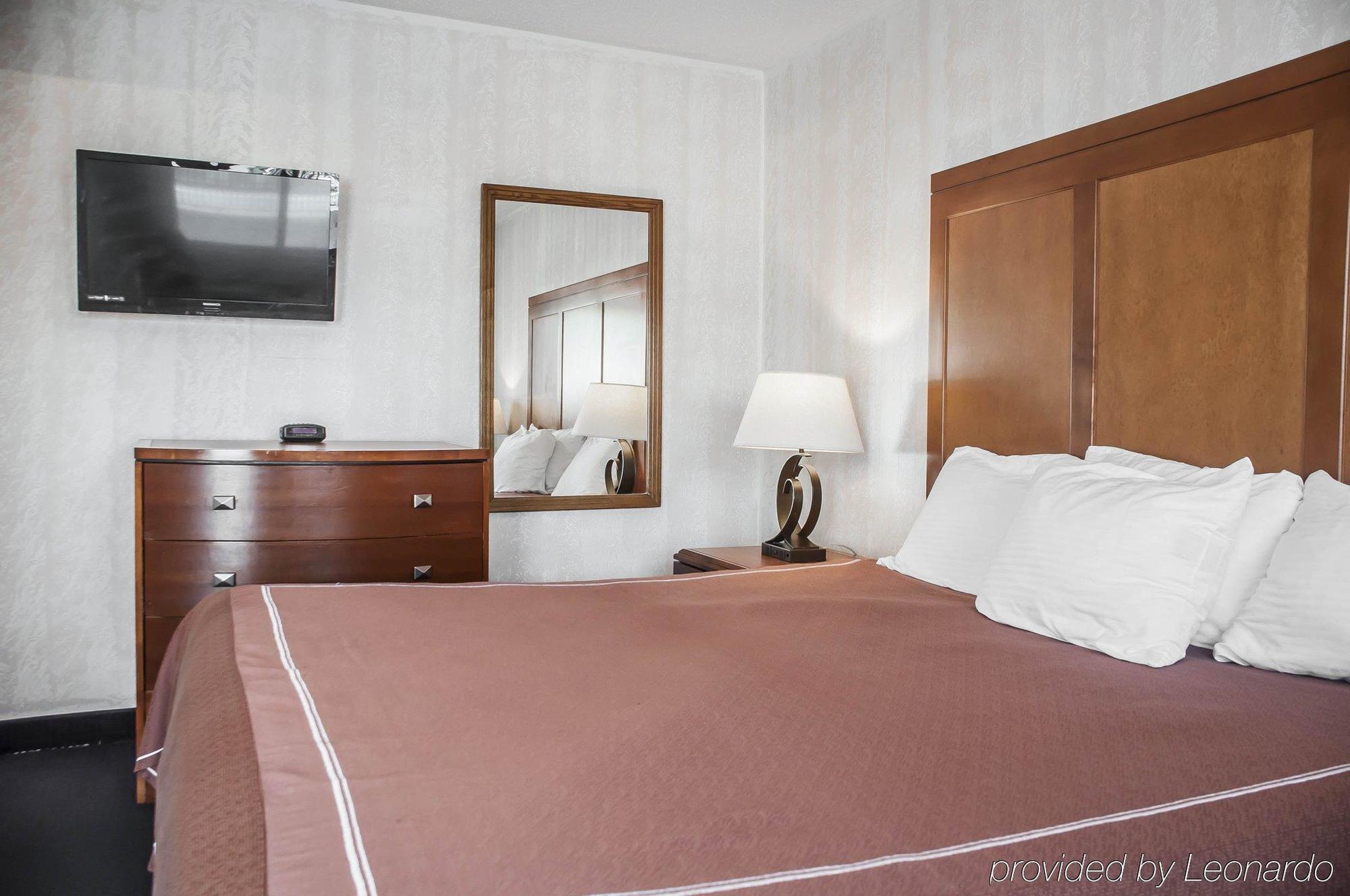 Castle Inn&suites Motel Niagara Falls